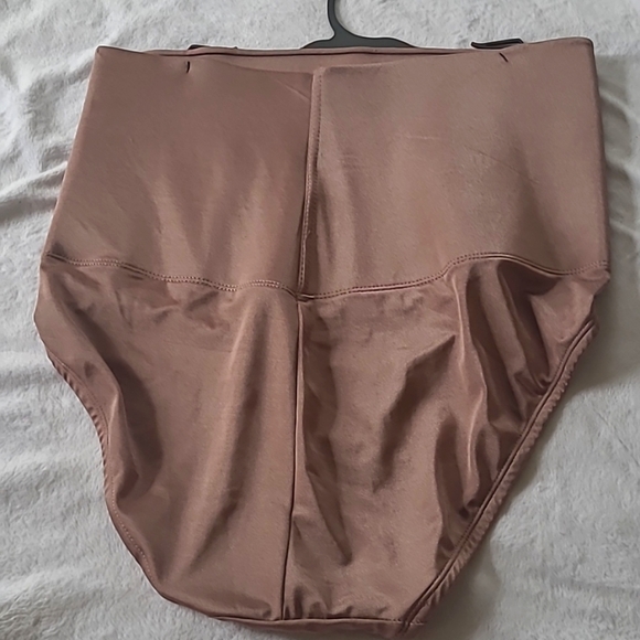 Firm Price Skinny Girl Shapewear - Picture 2 of 6